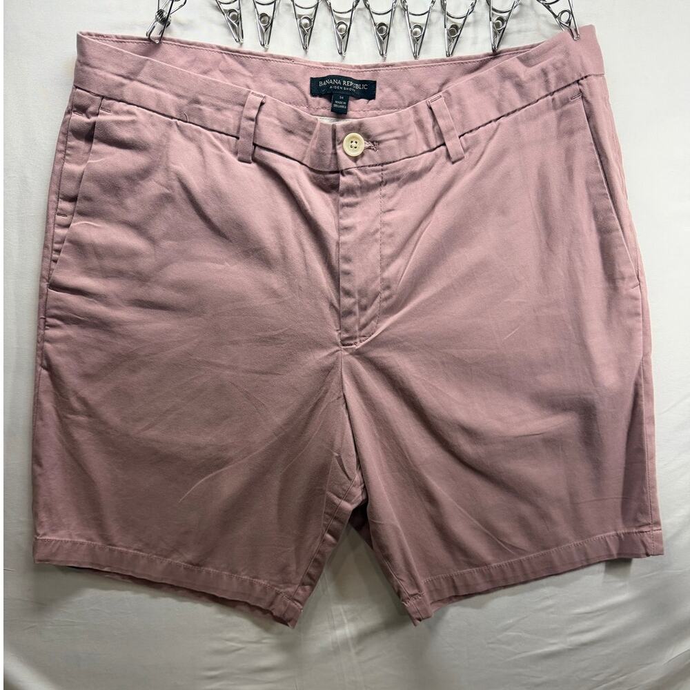 Banana Republic Aiden Pink Stretch Chino Shorts - Men's 34 Inseam 9in